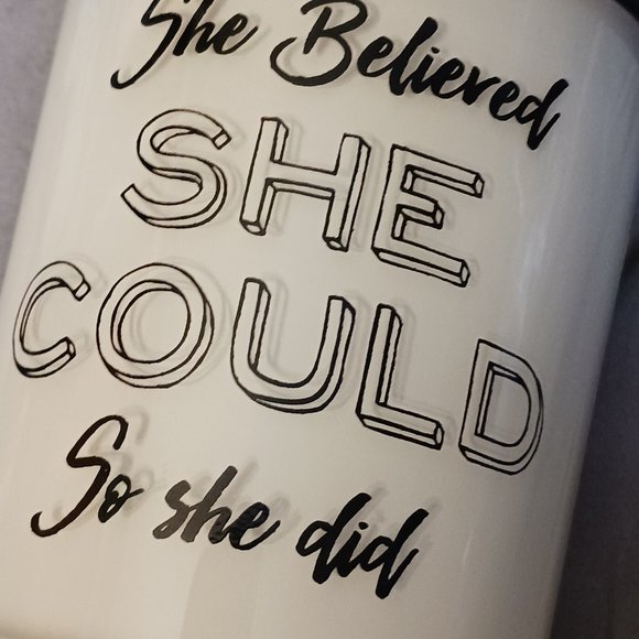 NEW! BLOOM AND PROSPER 14.6 oz CANDLE - Picture 6 of 7